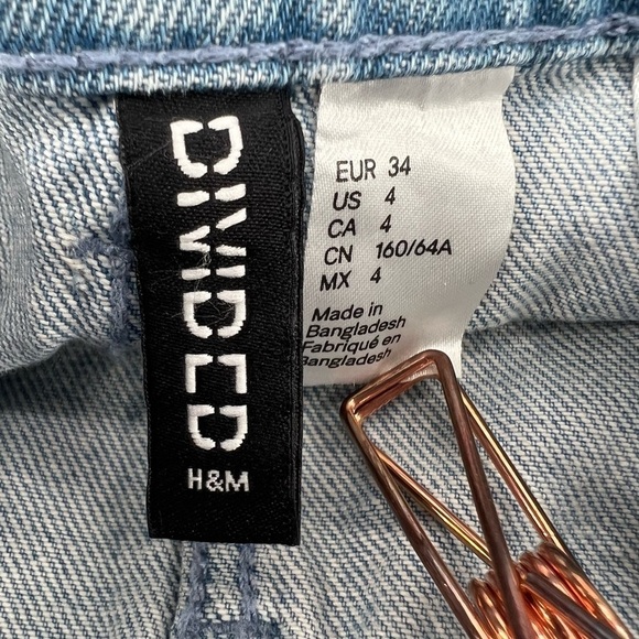 H&M Divided Button Up Mini Jean Skirt Size 4 Women’s - Picture 2 of 5